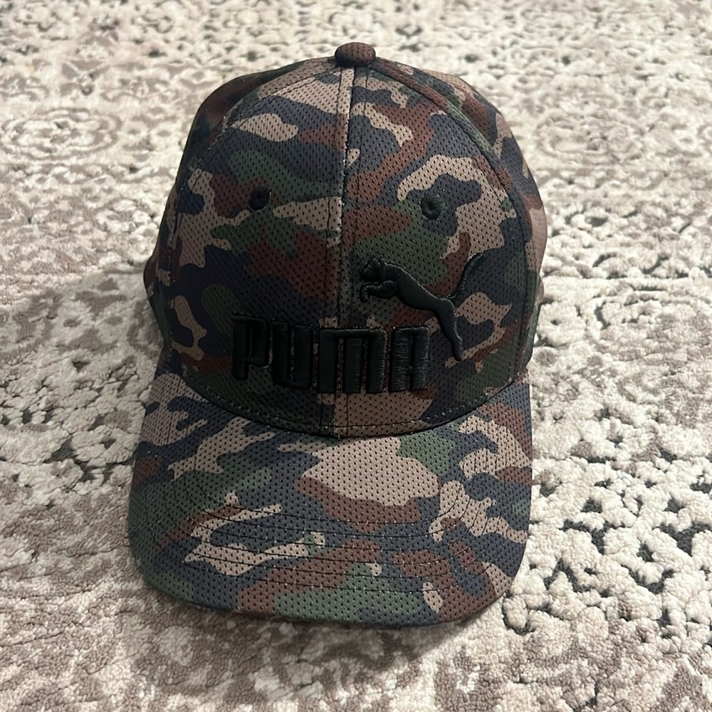 Puma hat camouflage been worn a couple of times